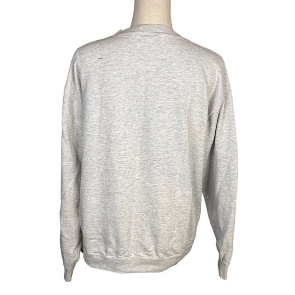 VINTAGE GUC Y2K Universal Studios Graphic Sweatshirt - Picture 4 of 9